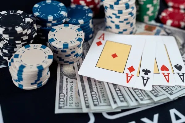 Three Card Poker Game